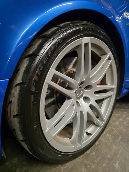 2007 Audi RS4, modrá, 182 500 km, dovoz Kanada — foto 9 z 12