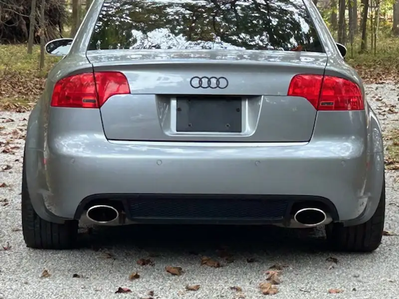 2008 Audi RS4, stříbrná, 157 000 km, dovoz Kanada — foto 2 z 12