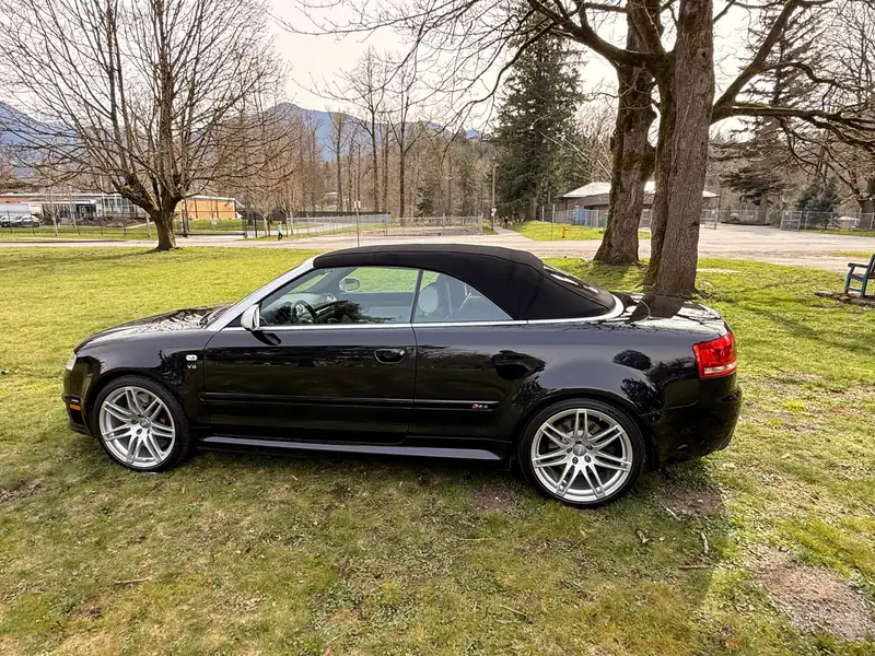 2008 Audi RS4, černá, 103 415 km, dovoz Kanada — foto 9 z 12