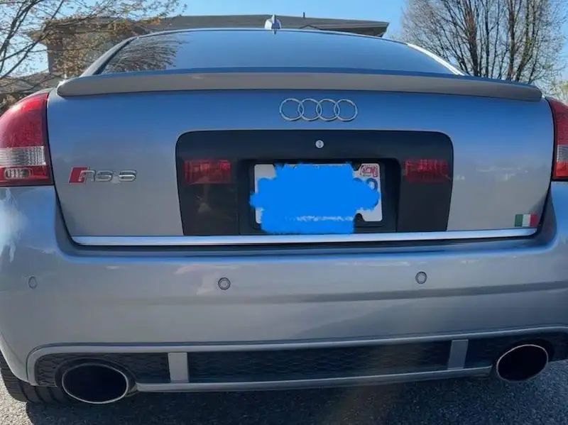 2003 Audi RS6, šedá, 57 000 km, dovoz Kanada — foto 2 z 8