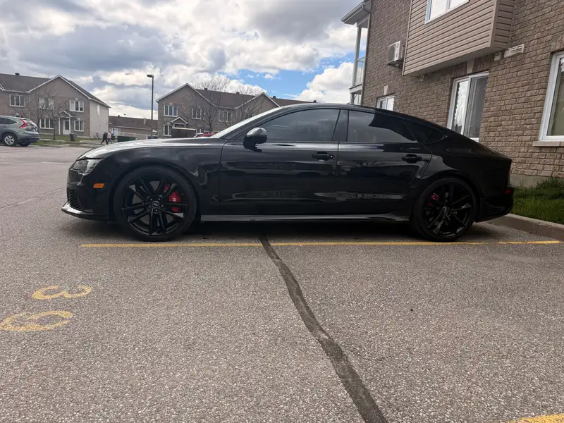 2017 Audi RS7 Performance, černá, 53 000 km, dovoz Kanada — foto 3 z 10