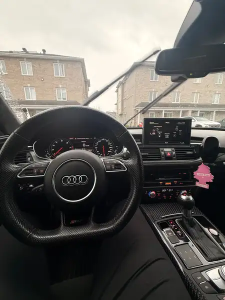 2017 Audi RS7 Performance, černá, 53 000 km, dovoz Kanada — foto 8 z 10