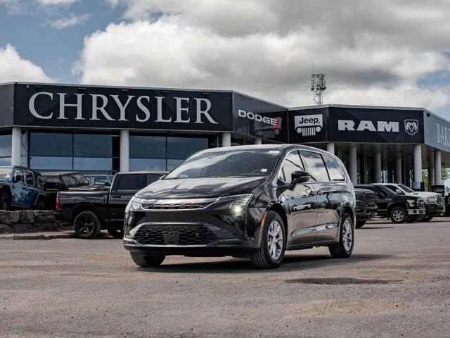 2027 Chrysler Pacifica Select, černá, 19 km, dovoz Kanada — foto 2 z 20