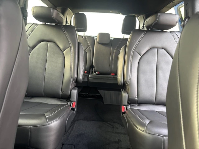 2027 Chrysler Pacifica Select, modrá, 442 km, dovoz Kanada — foto 14 z 16