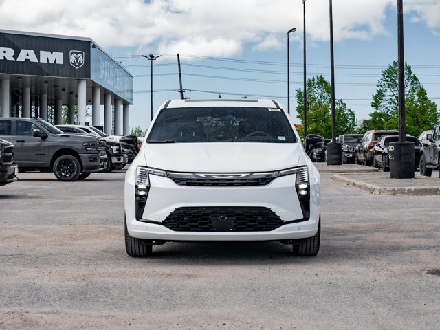 2027 Chrysler Pacifica Select, bílá, 19 km, dovoz Kanada — foto 13 z 20