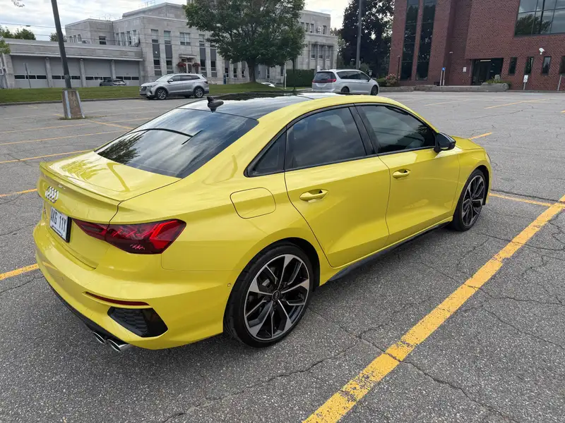 2024 Audi S3 Technik, žlutá, 36 700 km, dovoz Kanada — foto 4 z 12