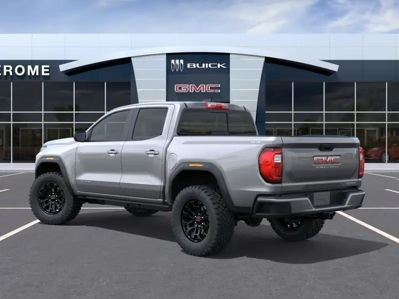 2026 GMC Canyon ELEVATION, stříbrná, 295 km, dovoz Kanada — foto 3 z 12