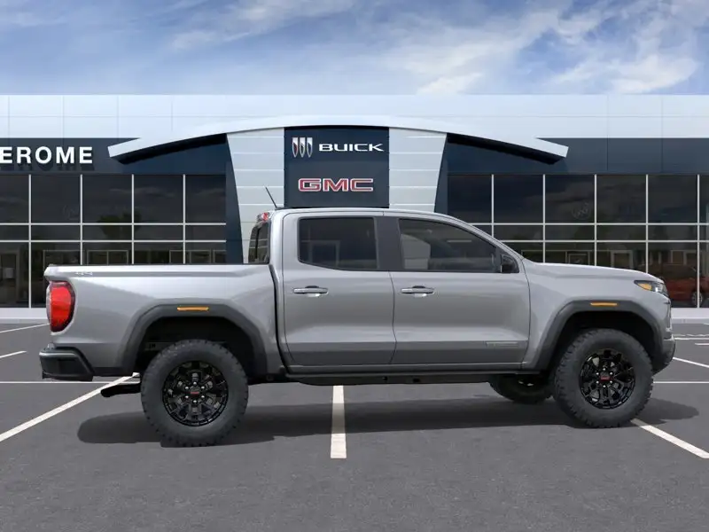 2026 GMC Canyon ELEVATION, stříbrná, 295 km, dovoz Kanada — foto 5 z 12
