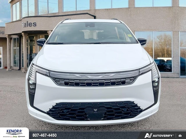 2027 Chrysler Pacifica SELECT, bílá, dovoz Kanada — foto 2 z 5