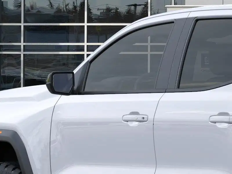 2026 GMC Canyon Elevation, bílá, 0 km, dovoz Kanada — foto 12 z 12