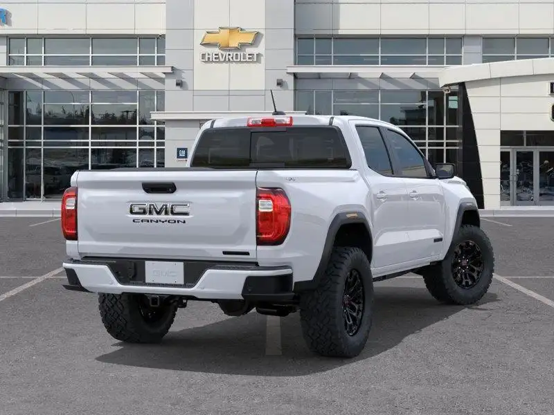 2026 GMC Canyon Elevation, bílá, 0 km, dovoz Kanada — foto 4 z 12