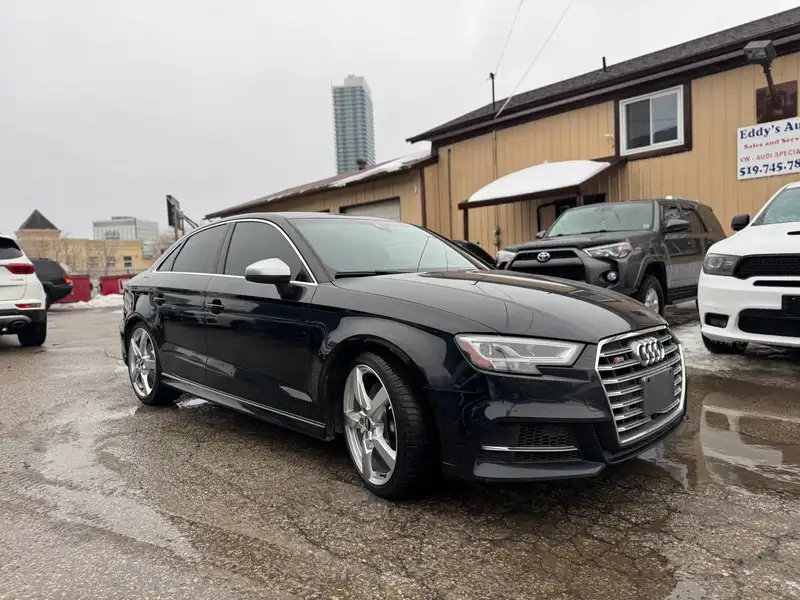 2017 Audi S3 Technik, černá, 152 558 km, dovoz Kanada — foto 7 z 12
