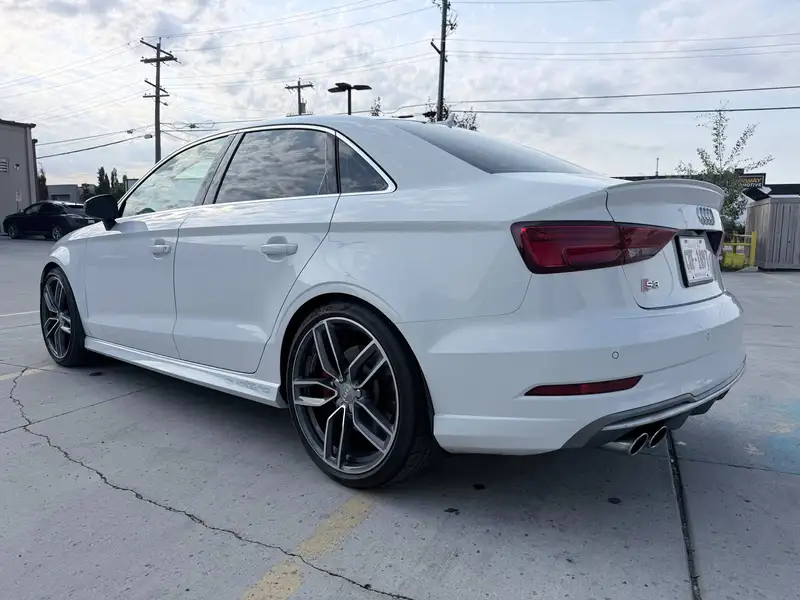 2018 Audi S3 Technik, bílá, 48 000 km, dovoz Kanada — foto 3 z 12