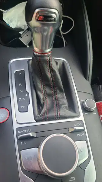 2017 Audi S3 Technik, červená, 73 000 km, dovoz Kanada — foto 10 z 12