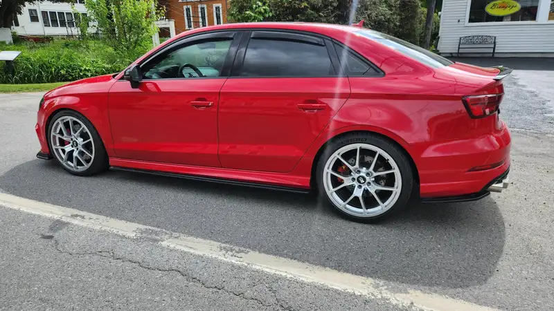 2017 Audi S3 Technik, červená, 73 000 km, dovoz Kanada — foto 4 z 12