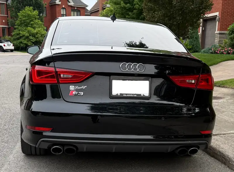 2016 Audi S3 Progressiv, černá, 64 000 km, dovoz Kanada — foto 3 z 8