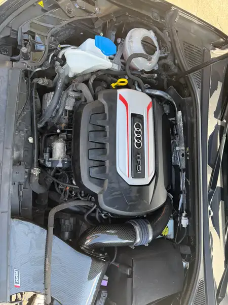 2016 Audi S3 Progressiv, černá, 64 000 km, dovoz Kanada — foto 6 z 8