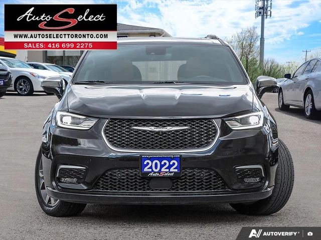 2022 Chrysler Pacifica Pinnacle, černá, 130 944 km, dovoz Kanada — foto 2 z 20