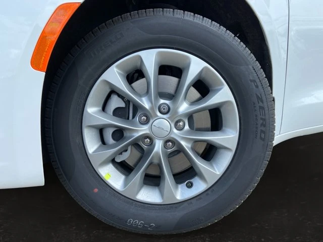 2027 Chrysler Pacifica Select AWD, zelená, dovoz Kanada — foto 7 z 20