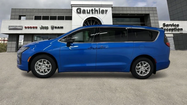 2027 Chrysler Pacifica Select, modrá, 15 km, dovoz Kanada — foto 3 z 5