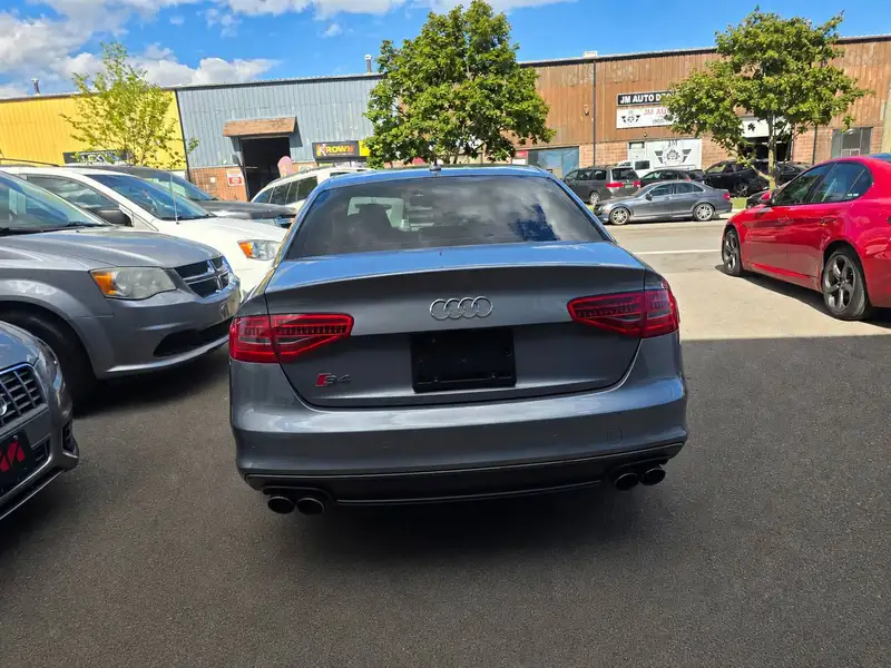 2016 Audi S4 Technik plus, stříbrná, 151 799 km, dovoz Kanada — foto 6 z 12