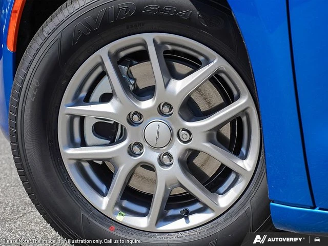 2027 Chrysler Pacifica Select, černá, 1 km, dovoz Kanada — foto 9 z 20