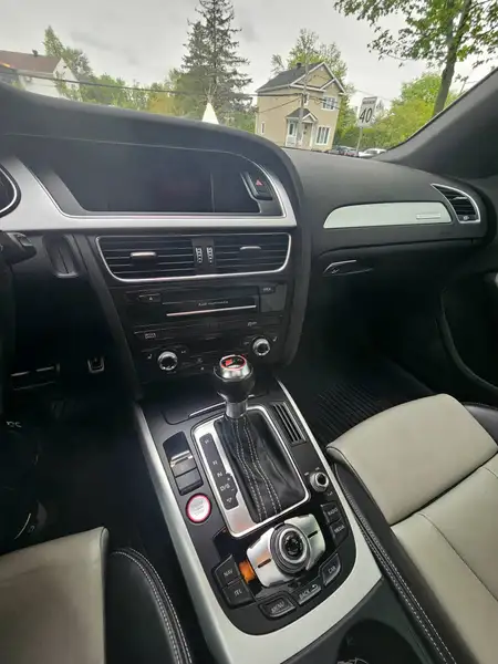 2015 Audi S4 Progressiv, bílá, 128 432 km, dovoz Kanada — foto 8 z 9