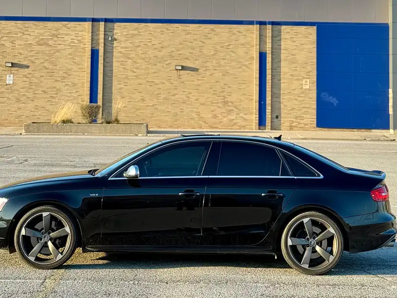 2014 Audi S4 Progressiv, černá, 191 200 km, dovoz Kanada — foto 4 z 12