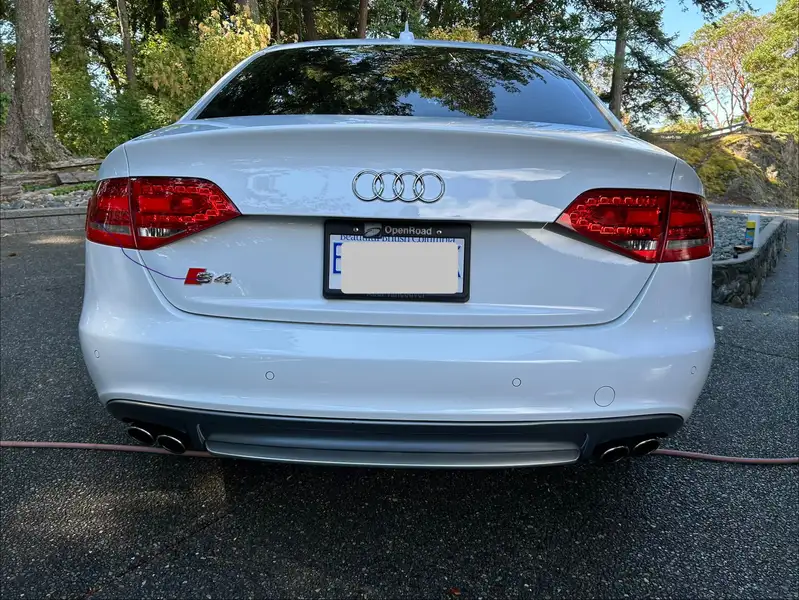 2012 Audi S4 Premium Plus, bílá, 100 960 km, dovoz Kanada — foto 3 z 12