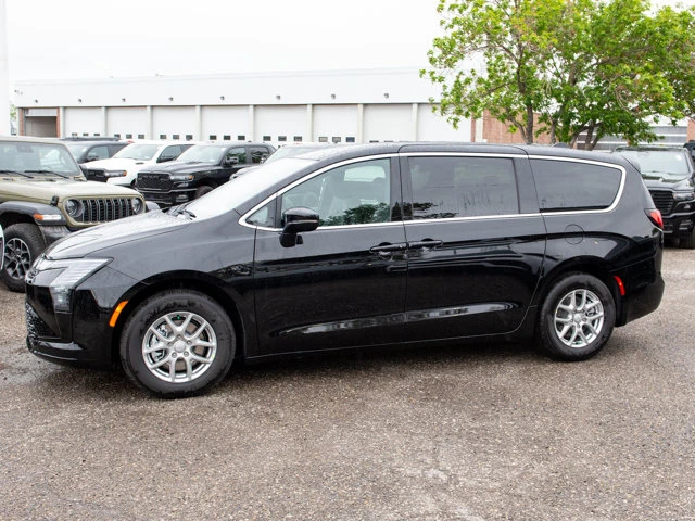 2027 Chrysler Pacifica Select*, černá, dovoz Kanada — foto 2 z 20