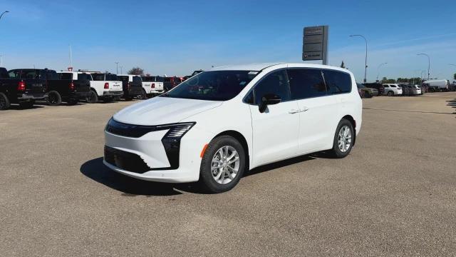 2027 Chrysler Pacifica Select FWD, bílá, 21 km, dovoz Kanada — foto 3 z 5