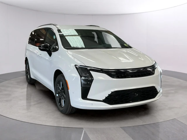 2027 Chrysler Pacifica Select AWD, bílá, dovoz Kanada — foto 7 z 20