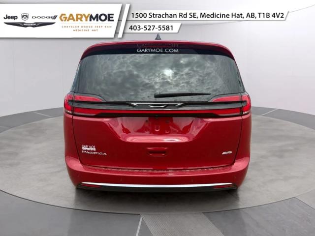 2027 Chrysler Pacifica Select AWD, červená, 18 km, dovoz Kanada — foto 4 z 20