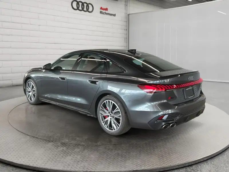 2026 Audi S5 Progressiv, šedá, 90 km, dovoz Kanada — foto 7 z 12
