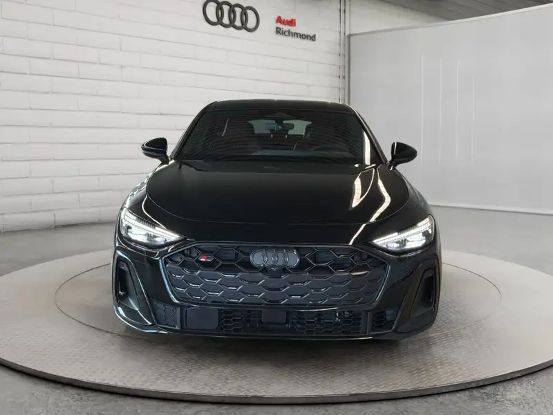 2026 Audi S5 Technik, černá, 90 km, dovoz Kanada — foto 2 z 12