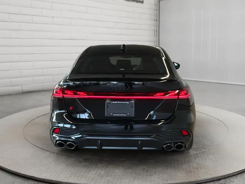 2026 Audi S5 Technik, černá, 90 km, dovoz Kanada — foto 6 z 12