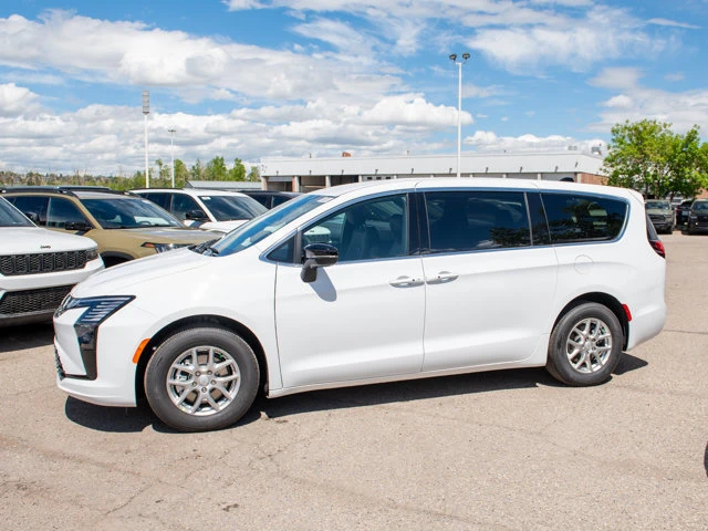 2027 Chrysler Pacifica Select*, bílá, dovoz Kanada — foto 2 z 20