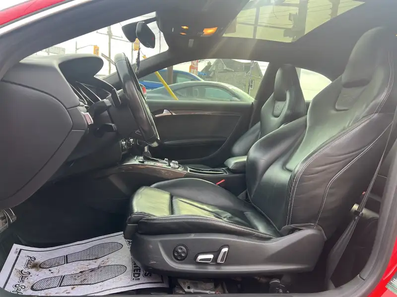 2016 Audi S5 Auto Technik, červená, 184 100 km, dovoz Kanada — foto 9 z 12