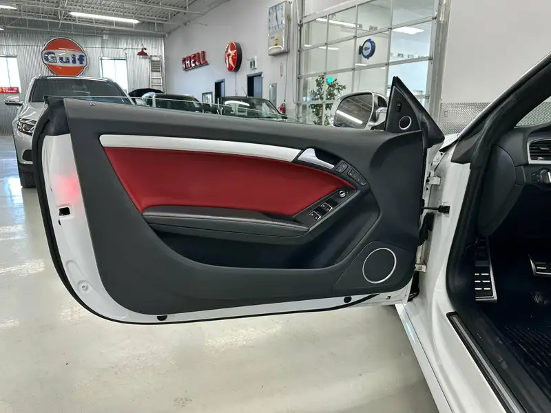 2015 Audi S5 Technik, bílá, 159 569 km, dovoz Kanada — foto 12 z 12