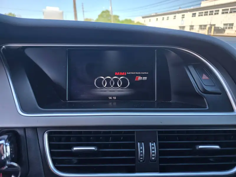 2013 Audi S5 technic, černá, 101 200 km, dovoz Kanada — foto 9 z 12