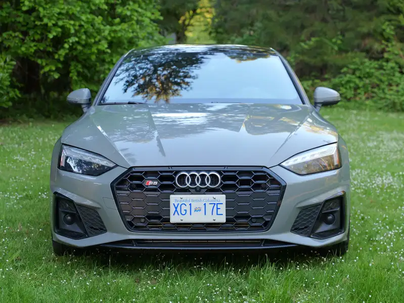 2021 Audi S5 Progressiv, šedá, 49 000 km, dovoz Kanada — foto 2 z 12