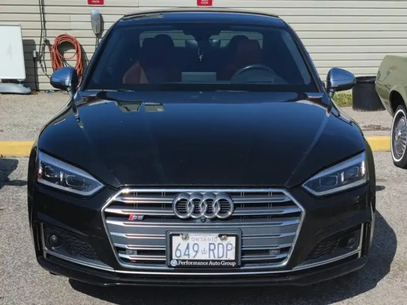 2018 Audi S5 Technik, černá, 112 000 km, dovoz Kanada — foto 8 z 9