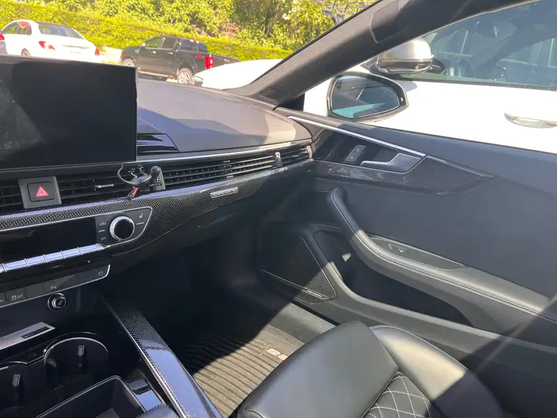 2020 Audi S5 Technik, černá, 42 000 km, dovoz Kanada — foto 7 z 8
