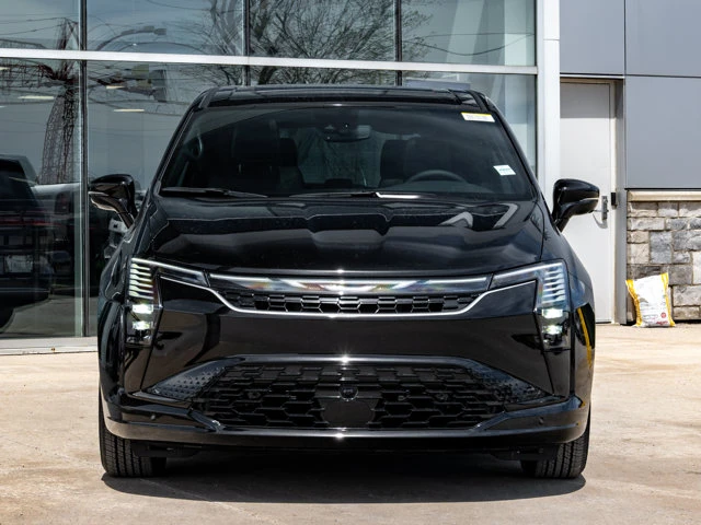 2027 Chrysler Pacifica Select, černá, 10 km, dovoz Kanada — foto 12 z 20
