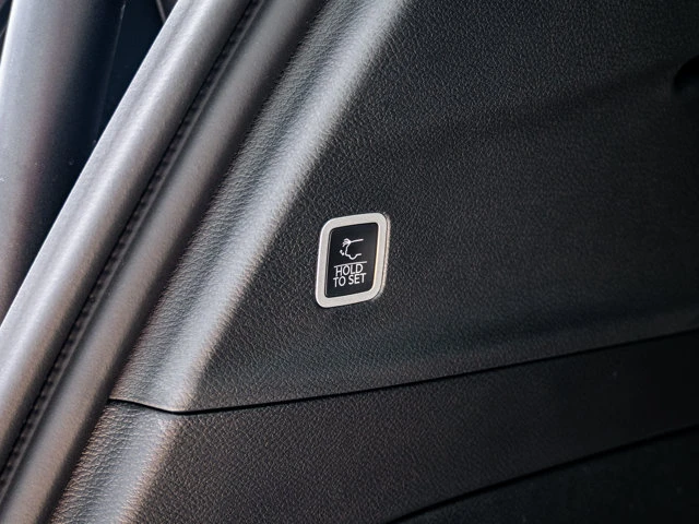 2027 Chrysler Pacifica Select, černá, 10 km, dovoz Kanada — foto 9 z 20