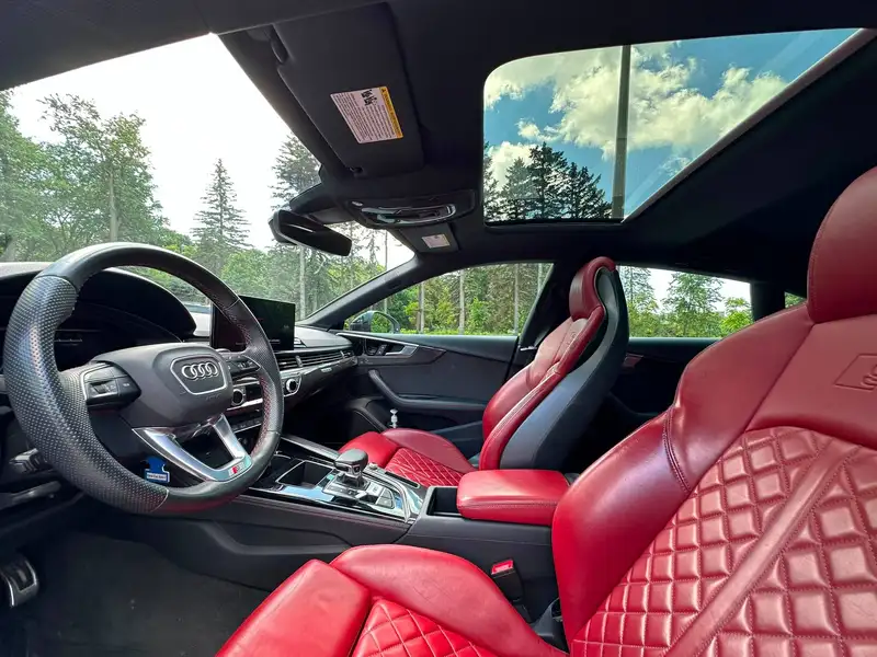 2023 Audi S5 Technik, bílá, 69 000 km, dovoz Kanada — foto 2 z 9