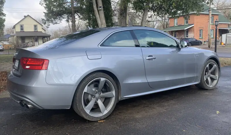 2016 Audi S5 Technik, šedá, 150 000 km, dovoz Kanada — foto 2 z 5