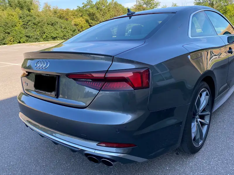 2018 Audi S5 Progressiv, šedá, 91 349 km, dovoz Kanada — foto 10 z 12