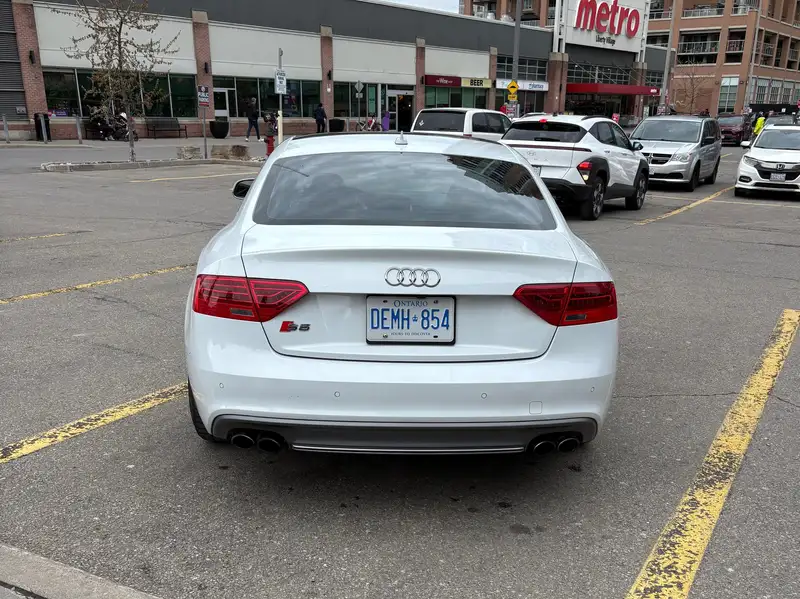 2014 Audi S5 Technik, bílá, 185 000 km, dovoz Kanada — foto 6 z 12