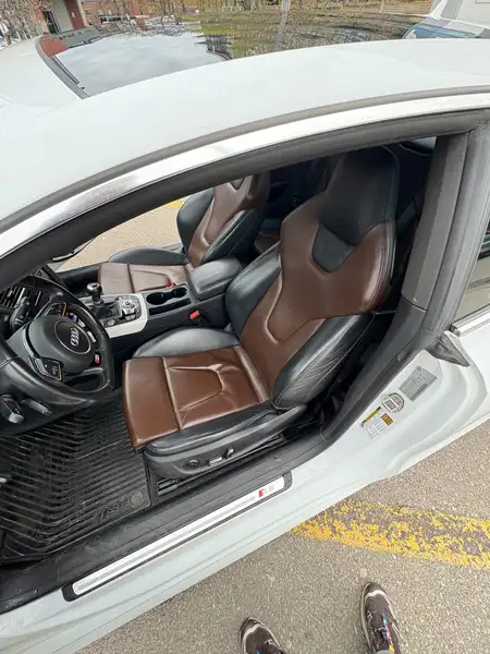 2014 Audi S5 Technik, bílá, 185 000 km, dovoz Kanada — foto 8 z 12